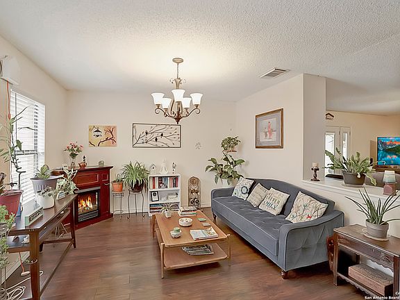 4th image of 7751 ALVERSTONE WAY