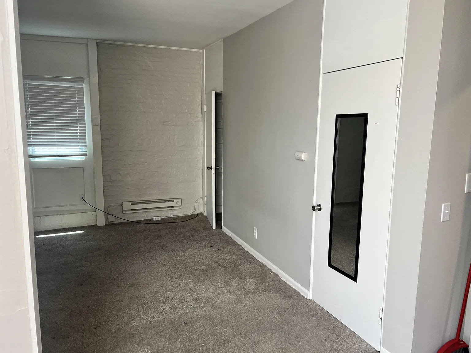 1G: 322-324 Newstead Ave - 322-3E — Photo 4