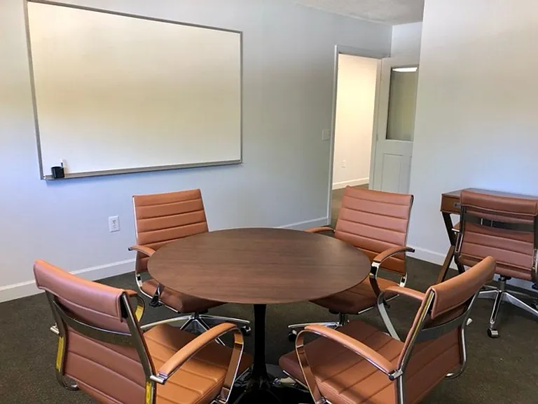 102 University Village Dr #L — Photo 16