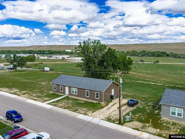 430 W Platte St, Glenrock, WY 82637