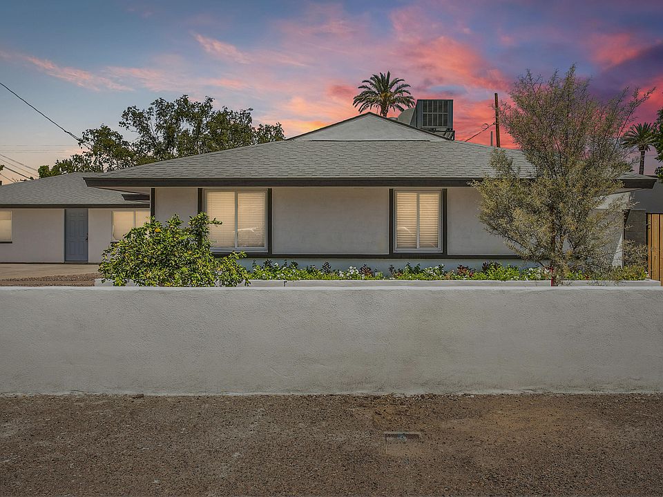 1st image of 720 E Montecito Ave #1-4