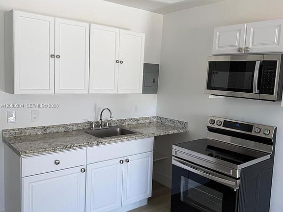 4th image of 4840 NW 27th Ave #2