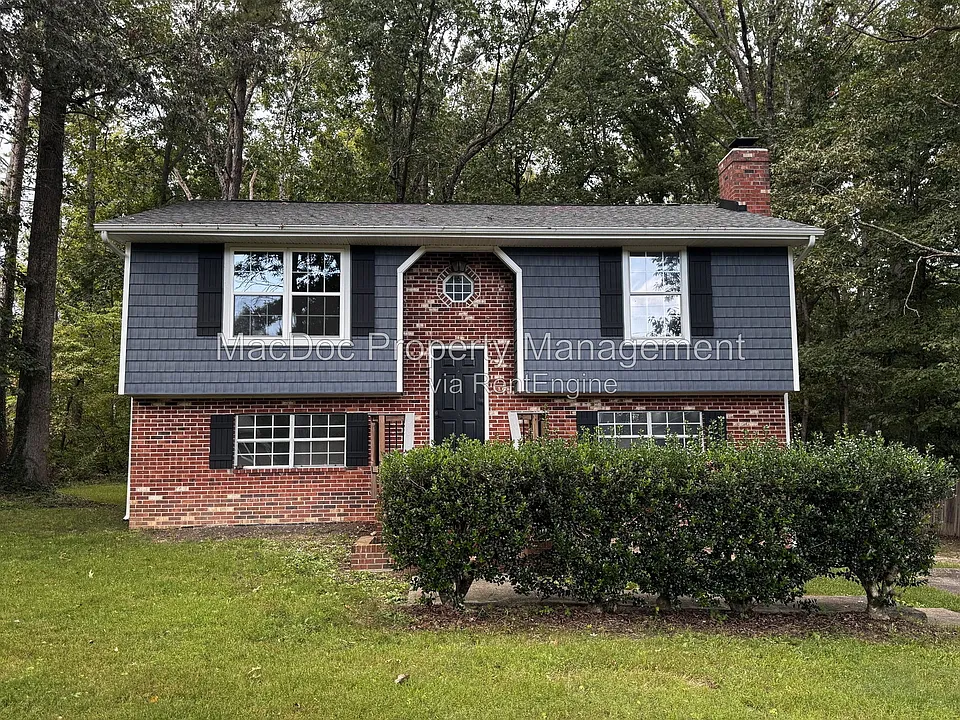 410 Woodlyn Dr