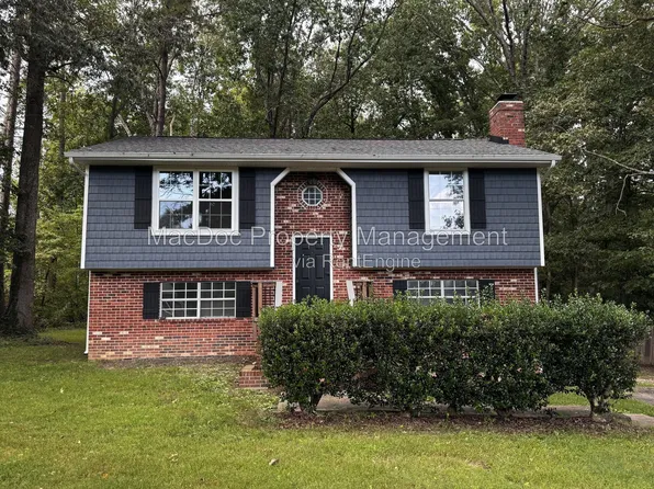 410 Woodlyn Dr, Ruther Glen, VA 22546
