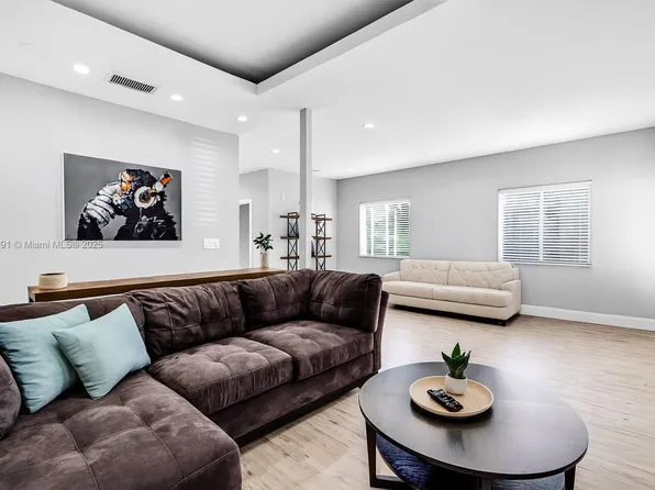 22006 SW 89th Ct, Cutler Bay, FL 33190