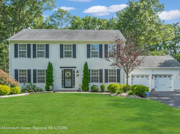 19 Calvary Court, Jackson, NJ 08527