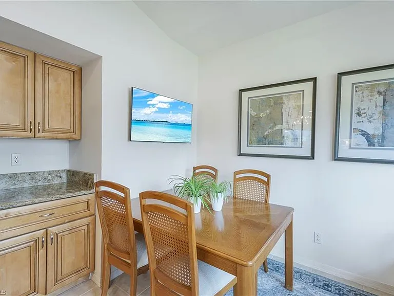 437 Wiggins Lake Ct #201 — Photo 10