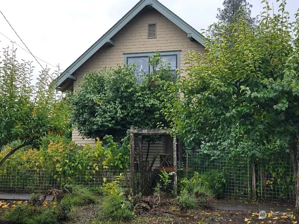 311 9th Avenue SE, Olympia, WA 98501