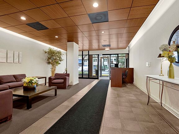 3rd image of 3110 N Sheridan Rd APT 1607