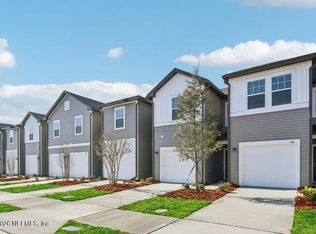 502 TROUT RUN Road, Jacksonville, FL 32218