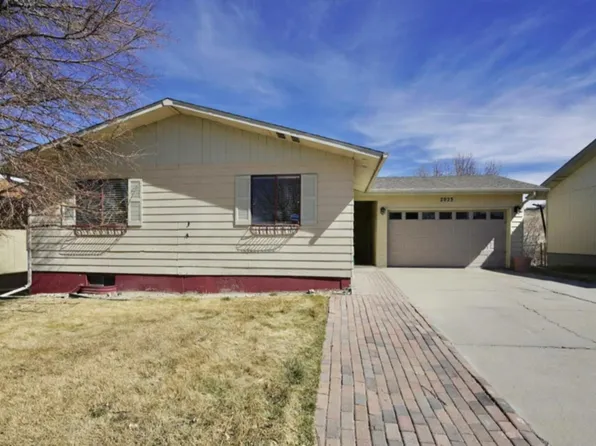 2923 Pheasant Dr, Casper, WY 82604
