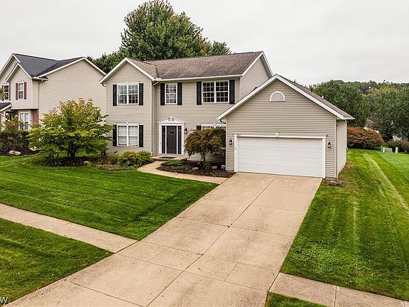 4th image of 1433 Logan Ln