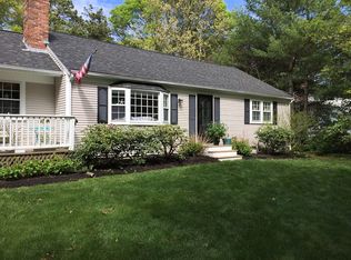 16 Garth Ct, Centerville, MA 02632