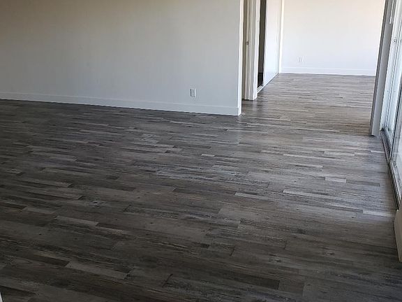 3rd image of 9520 W Olympic Blvd
