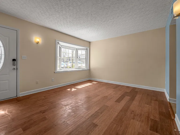 139 Regency Point Path — Photo 5