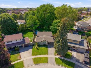 30 Deerpark Cres, Clarington, ON L1C3M3