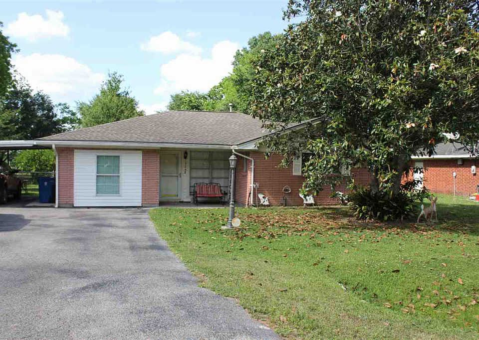 1st image of 324 W Cypress Ave