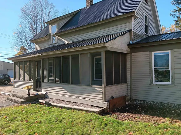 152 West Main Street, Conway, NH 03818