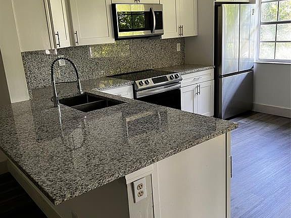 5th image of 6596 Via Regina #6596