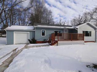 918 S Lincoln Ave, Three Rivers, MI 49093