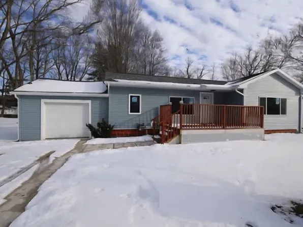 918 S Lincoln Ave, Three Rivers, MI 49093