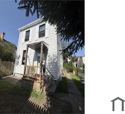 209 21st St — Photo 30