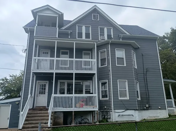 133 Smalley St APT 2, New Britain, CT 06051