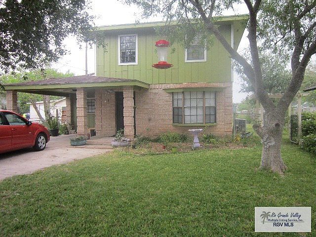1st image of 949 Zaragosa St