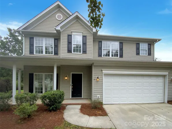 505 Old Vine Ct, Charlotte, NC 28214