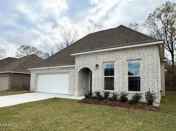 304 Rose Of Sharon Ln, Lafayette, LA 70508