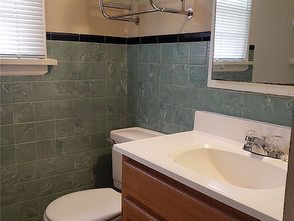 5th image of 524-526 Avenue E