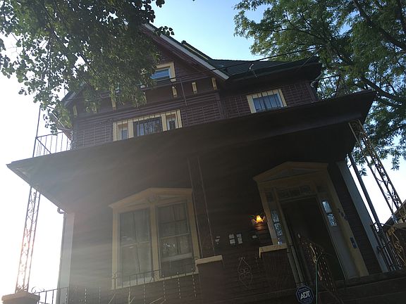3rd image of 394 Jersey St APT 3