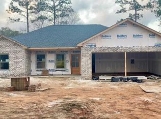 1439 W Union Rd, Picayune, MS 39466