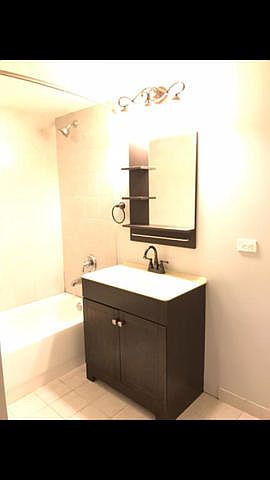 1st image of 1150 W 15th St #212