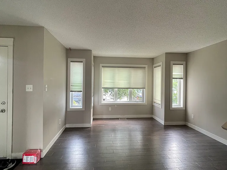 16724 15th Ave SW — Photo 14