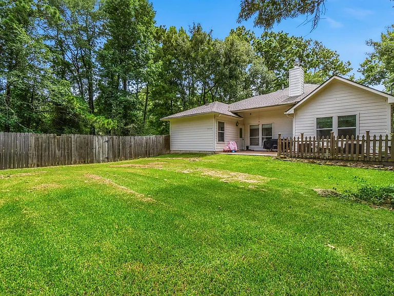 34019 Conroe Huffsmith Rd — Photo 17