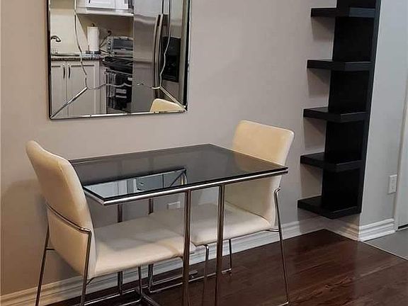 4th image of 18 Holmes Ave #1412