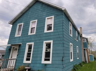 1748 Lakeshore Dr, Muskegon, MI 49441