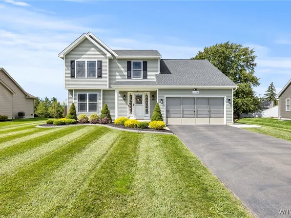 3636 Delilah Ln, Hamburg, NY 14075