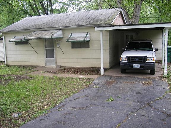 4th image of 10069 Earl Dr