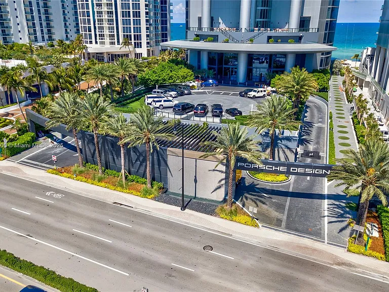 18555 Collins Ave #2403 — Photo 40