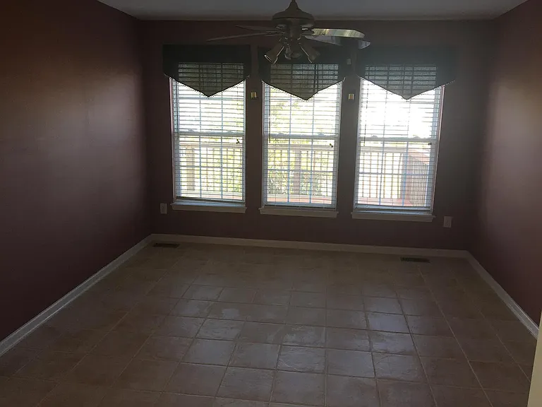 Terrace Dr — Photo 12