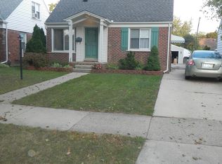 3115 Chestnut St, Dearborn, MI 48124