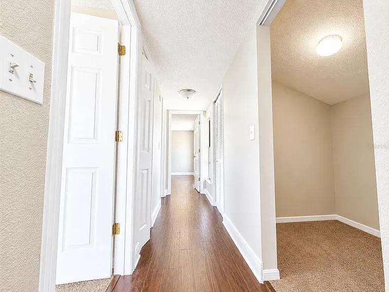 5104 Springwater Ct — Photo 18