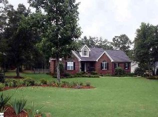 353 Winding Oak Dr, Woodruff, SC 29388