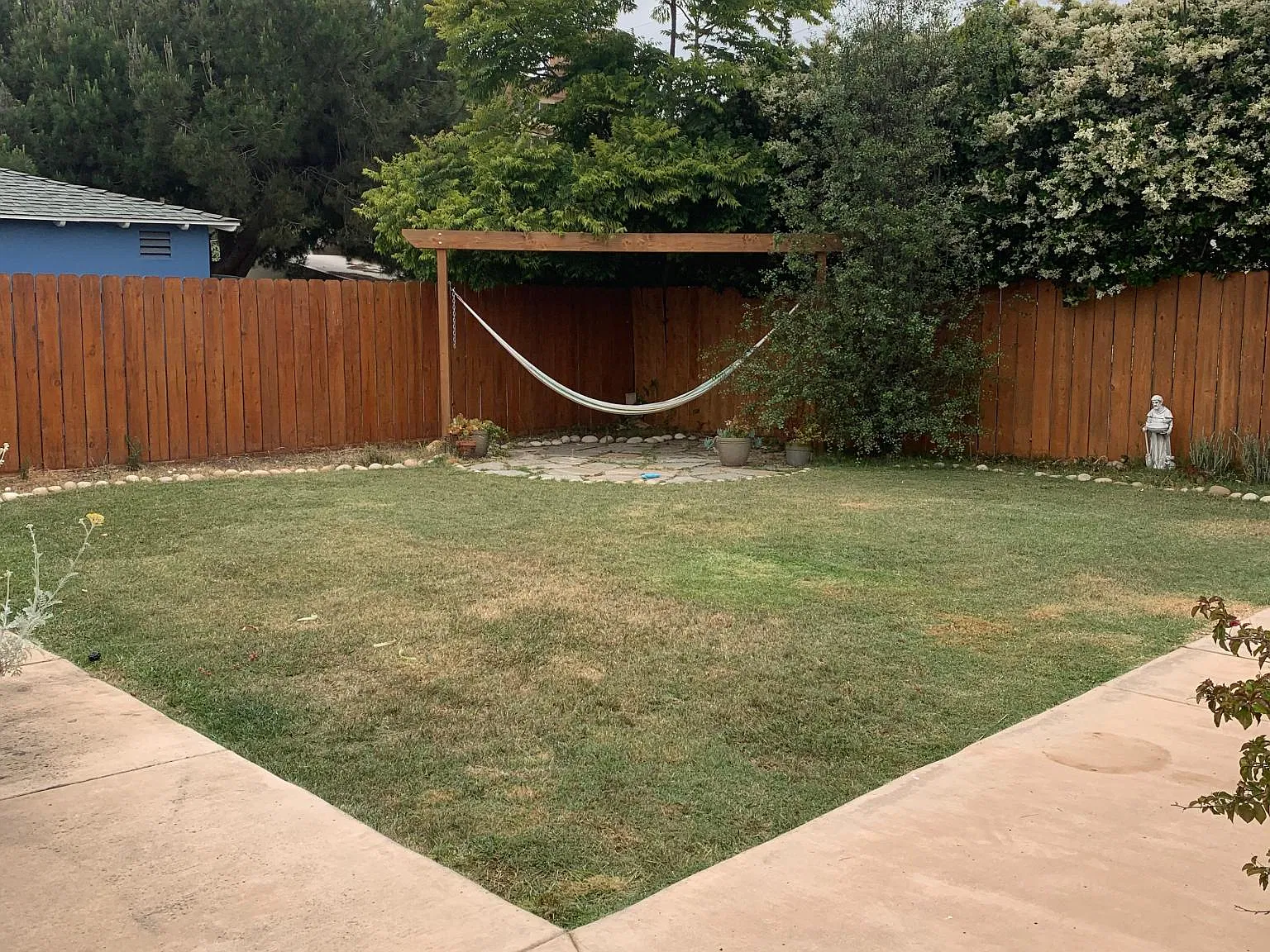 157 Twin Oaks Cir — Photo 2