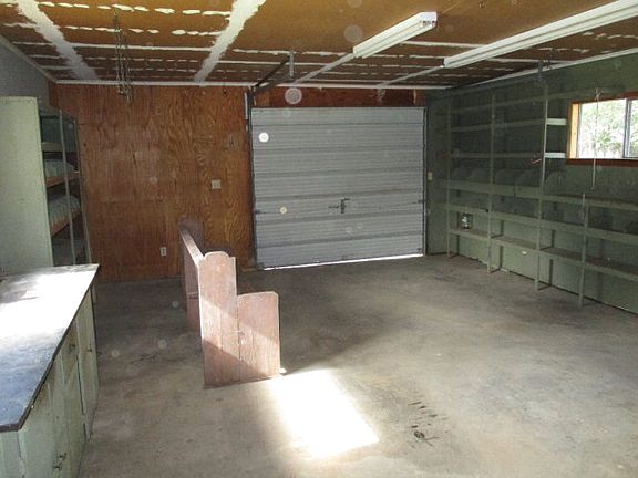 3rd image of 1639 Sherwood Dr