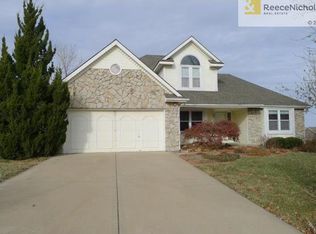 10116 NE 98th St, Kansas City, MO 64157