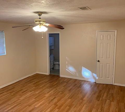 Master bedroom with private bath and walk in closet
