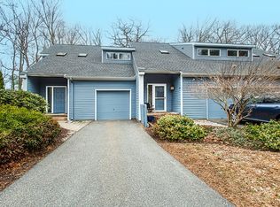 509 Fairway Vlg UNIT 509, Leeds, MA 01053